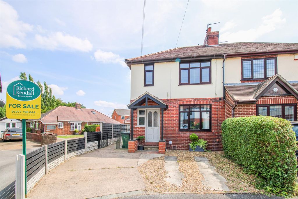 Property photo 2 of 13