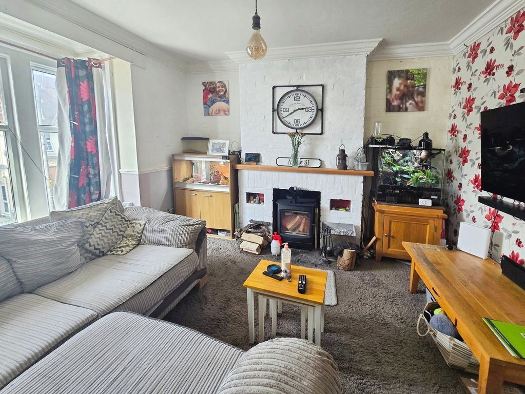 Property photo 3 of 15 Living