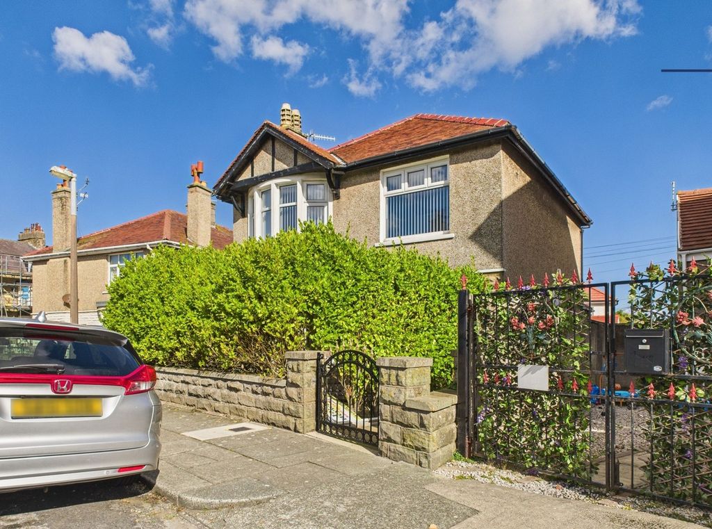 Property photo 1 of 9 Welcome To Dalton Road