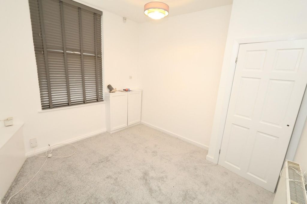 Property photo 2 of 11 13.Jpg