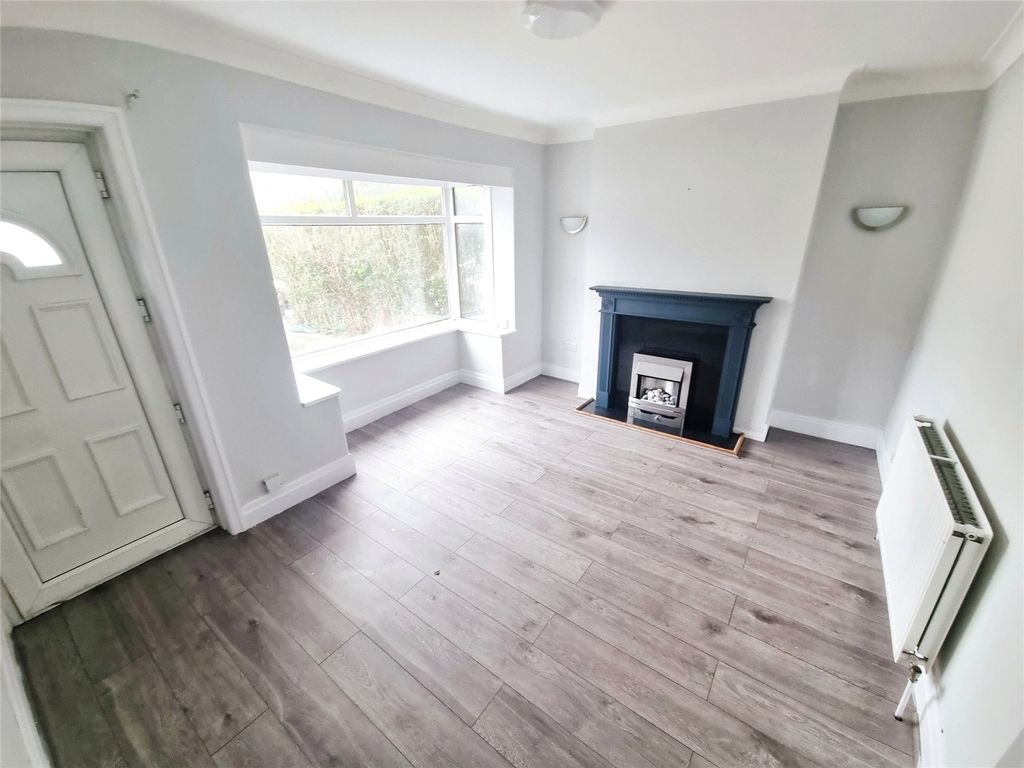 Property photo 2 of 17 Picture No. 05