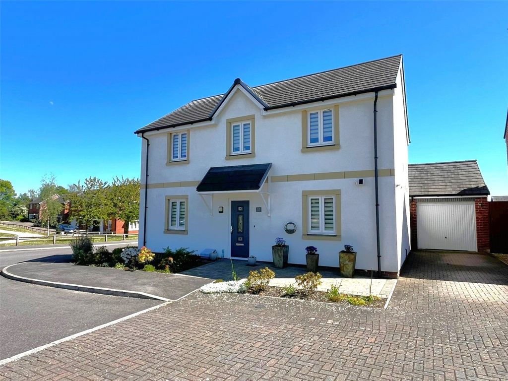 Property photo 1 of 18 Picture No. 12