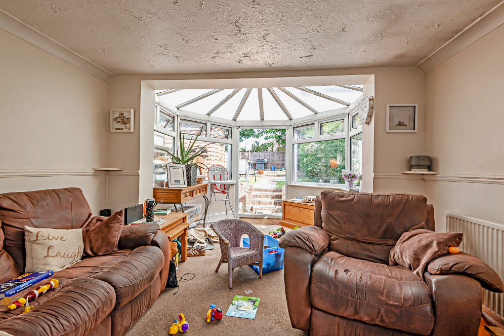Property photo 2 of 12