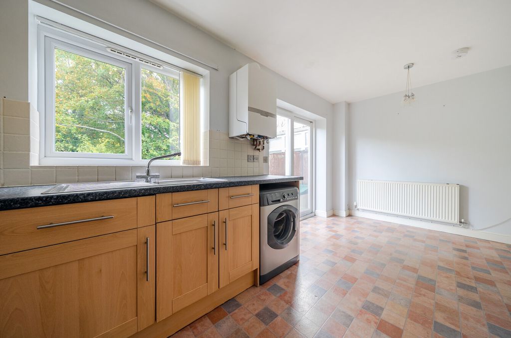 Additional image 8 of 3 bed semi-detached house for saleOaklands Park, Newtown, Powys SY16