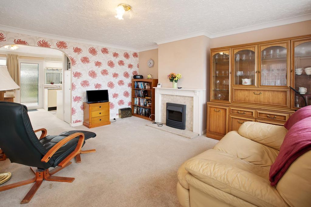 Property photo 2 of 18 Photo 17