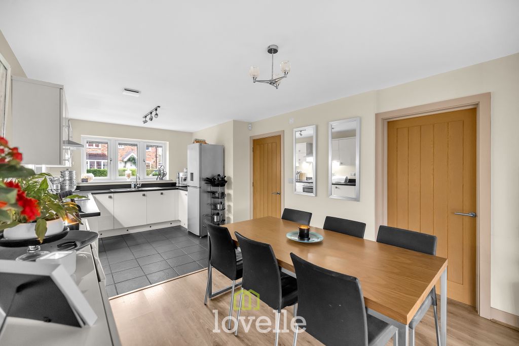 Property photo 3 of 37