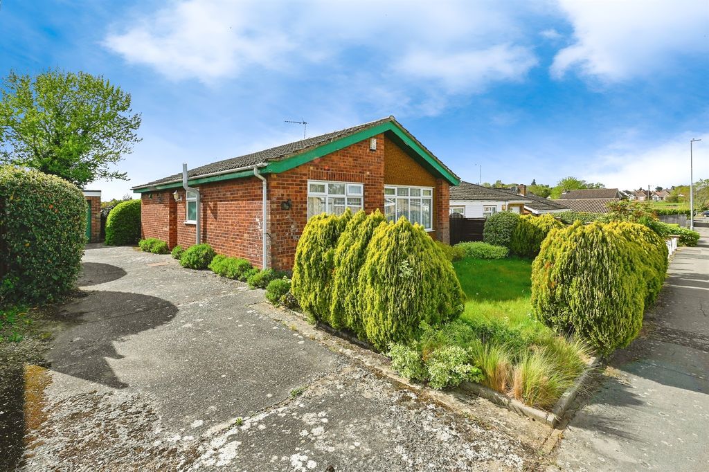 Property photo 1 of 17