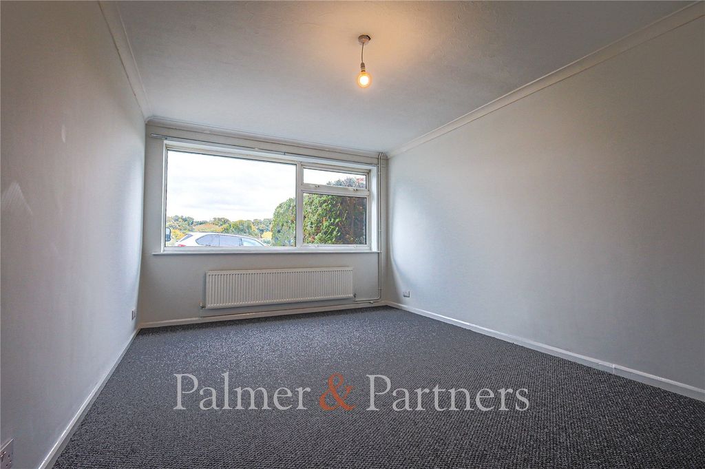 Property photo 3 of 10 Picture No. 05