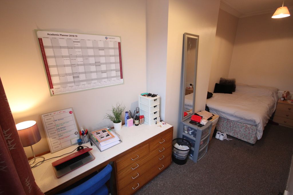 Property photo 2 of 12 Img1143-3.Jpg