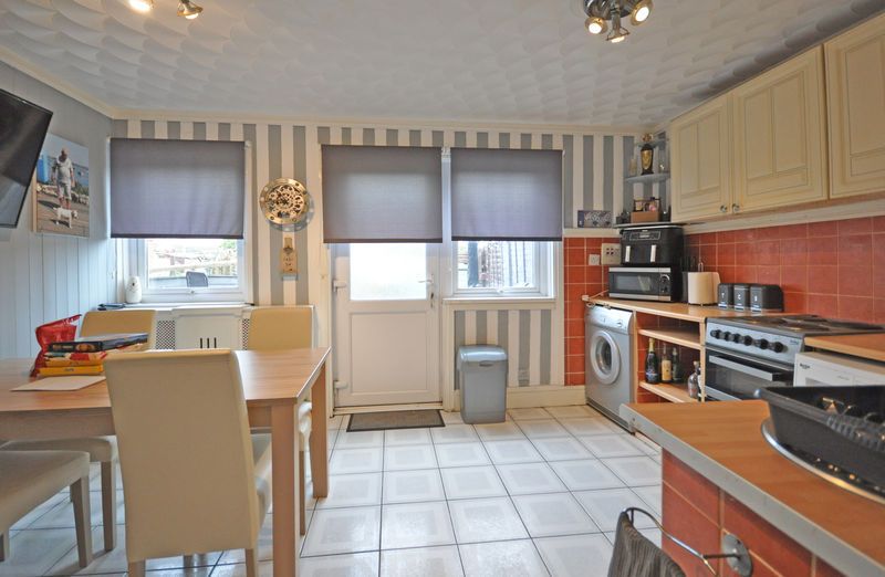 Property photo 3 of 14 Photo 3