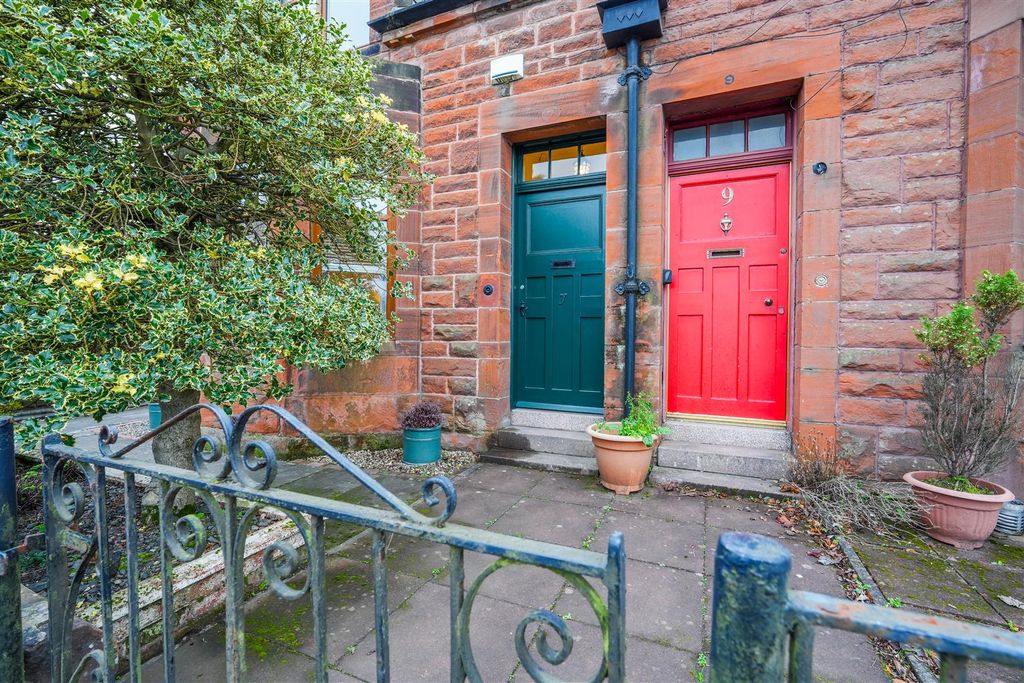 Property photo 3 of 20 Entry.Jpg