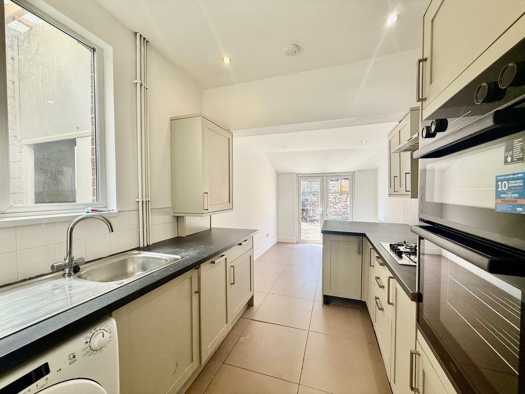 Property photo 1 of 15 Image