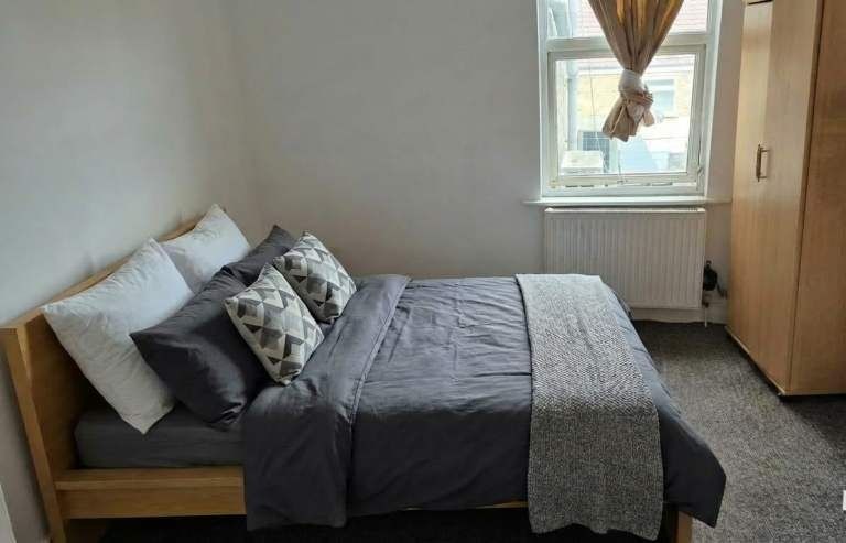 Property photo 1 of 3