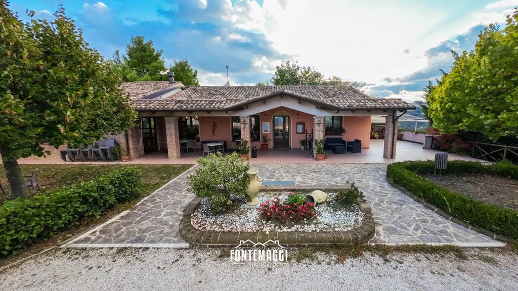 Property photo 1 of 30