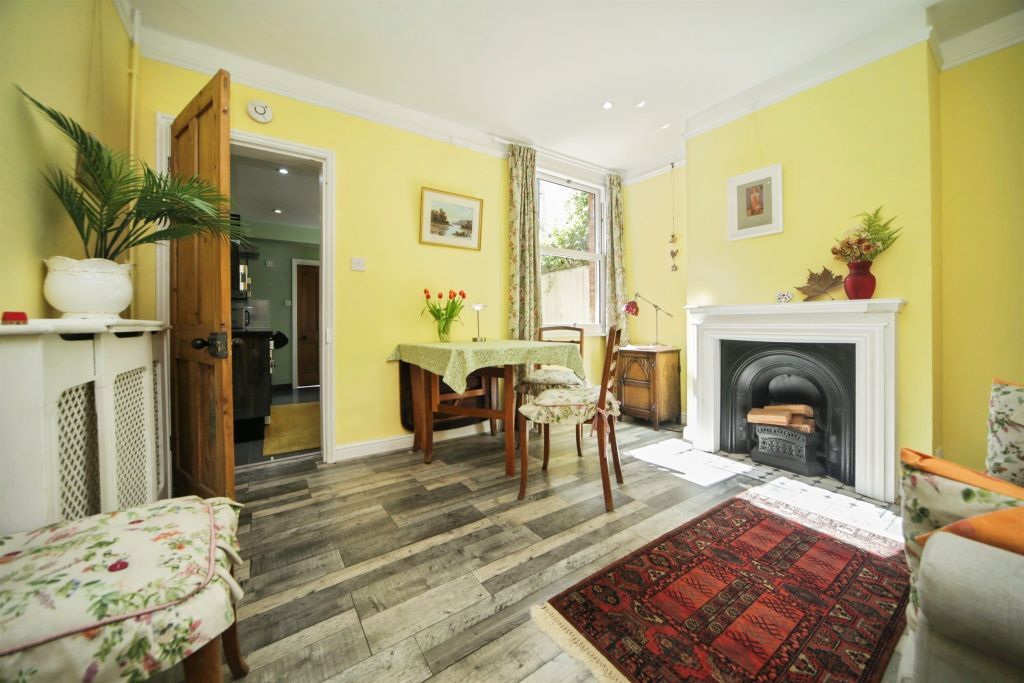 Property photo 3 of 15