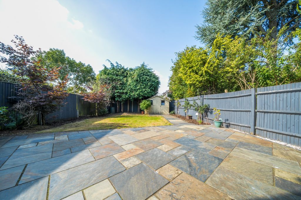 Property photo 2 of 12