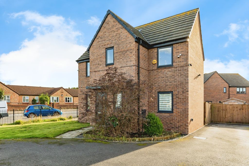 Property photo 1 of 23 2A8A4893-2-1026