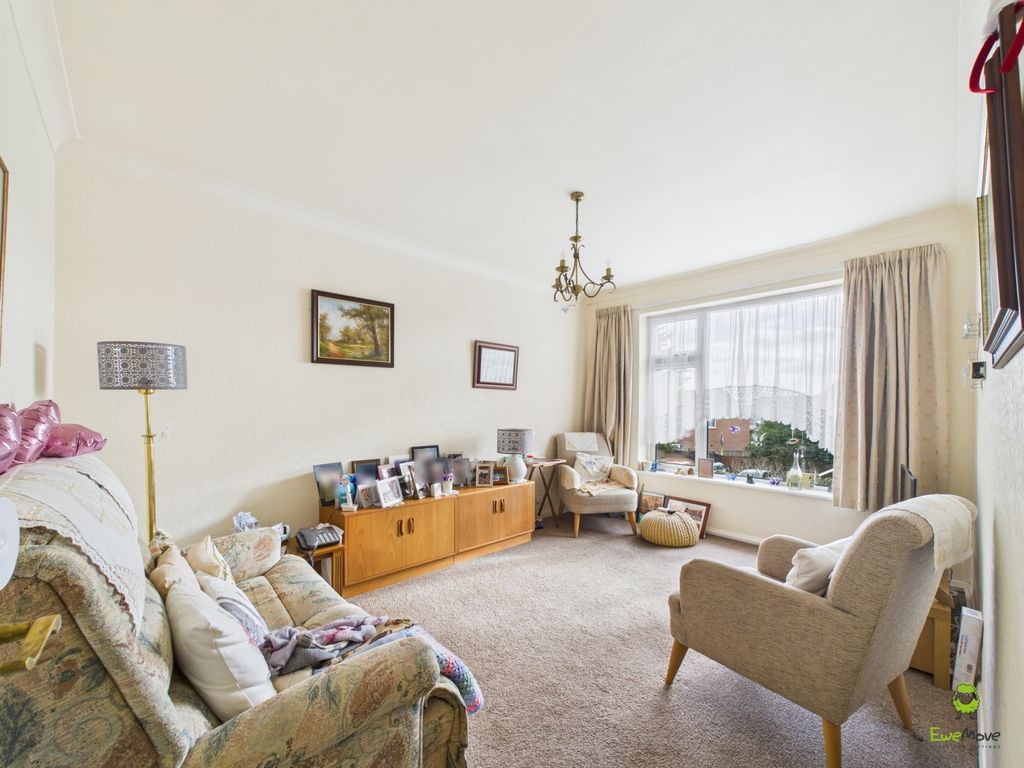 Property photo 2 of 7 Cam02615G0-Pr0150-Still004