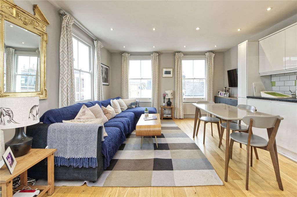 Property photo 2 of 10 A085i00000L945Saar_Bgo220277_13.Jpg