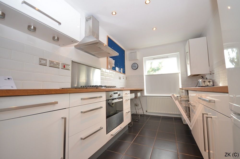 Property photo 2 of 4