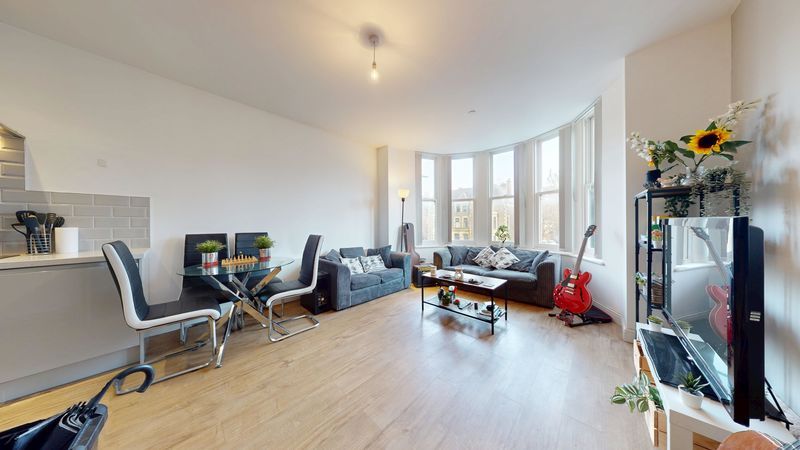 Property photo 3 of 7 Photo 5