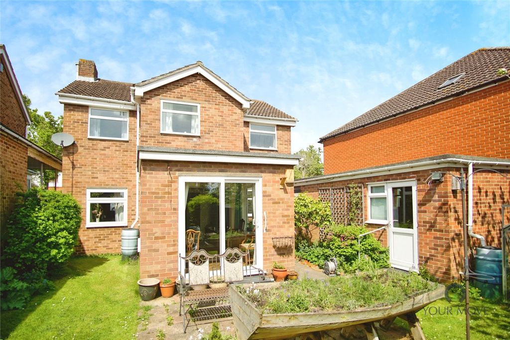 Property photo 3 of 17 Picture No. 06