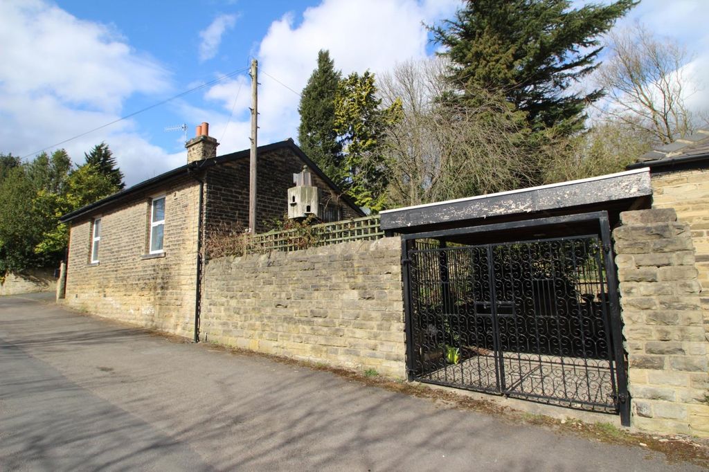 Property photo 2 of 13 0 General