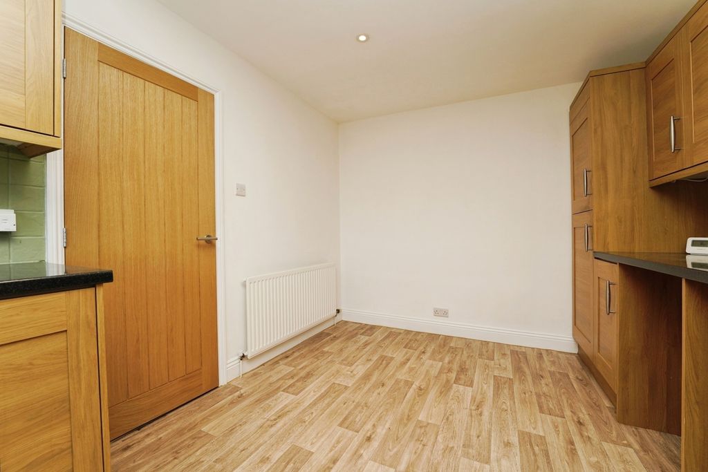 Property photo 3 of 11 Pbox-Img.Jpg