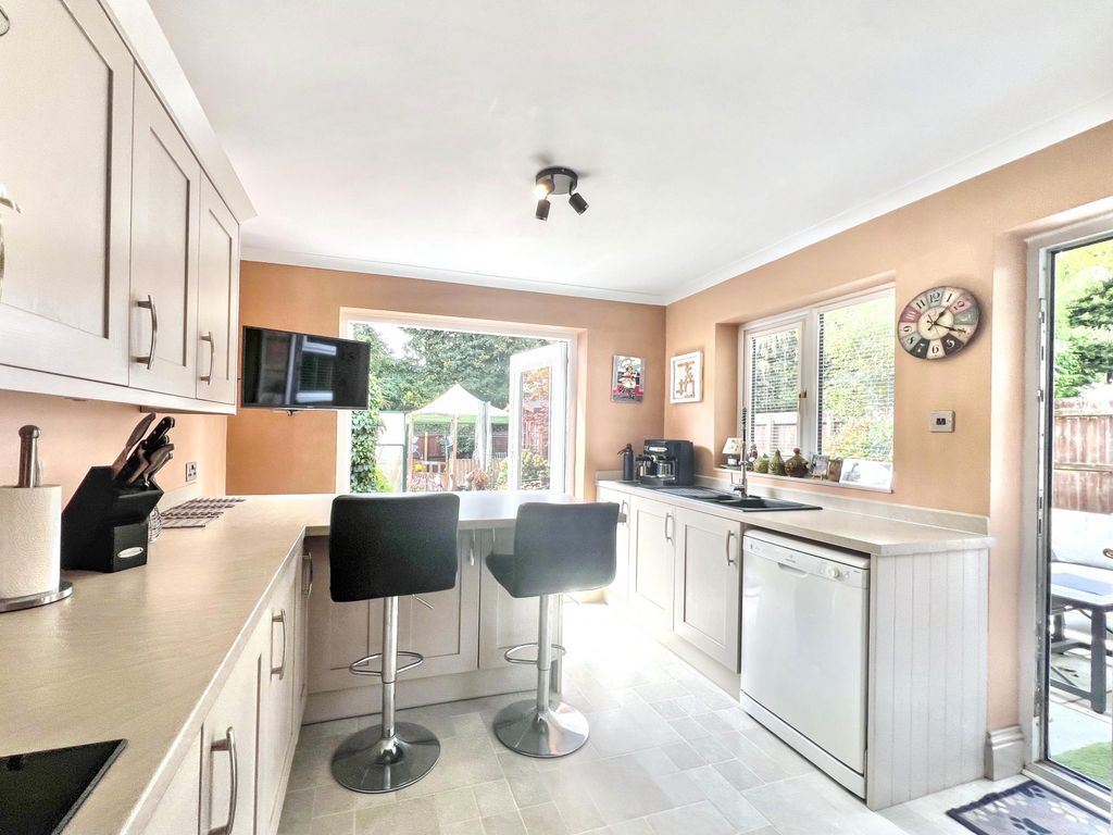 Property photo 3 of 23 Gallery