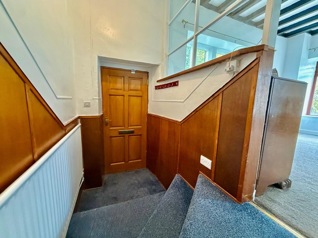 Property photo 2 of 17 Picture No. 39