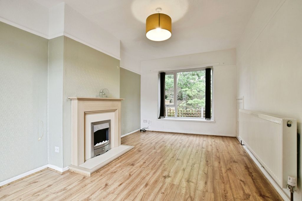 Property photo 2 of 24 Pbox-Img.Jpg