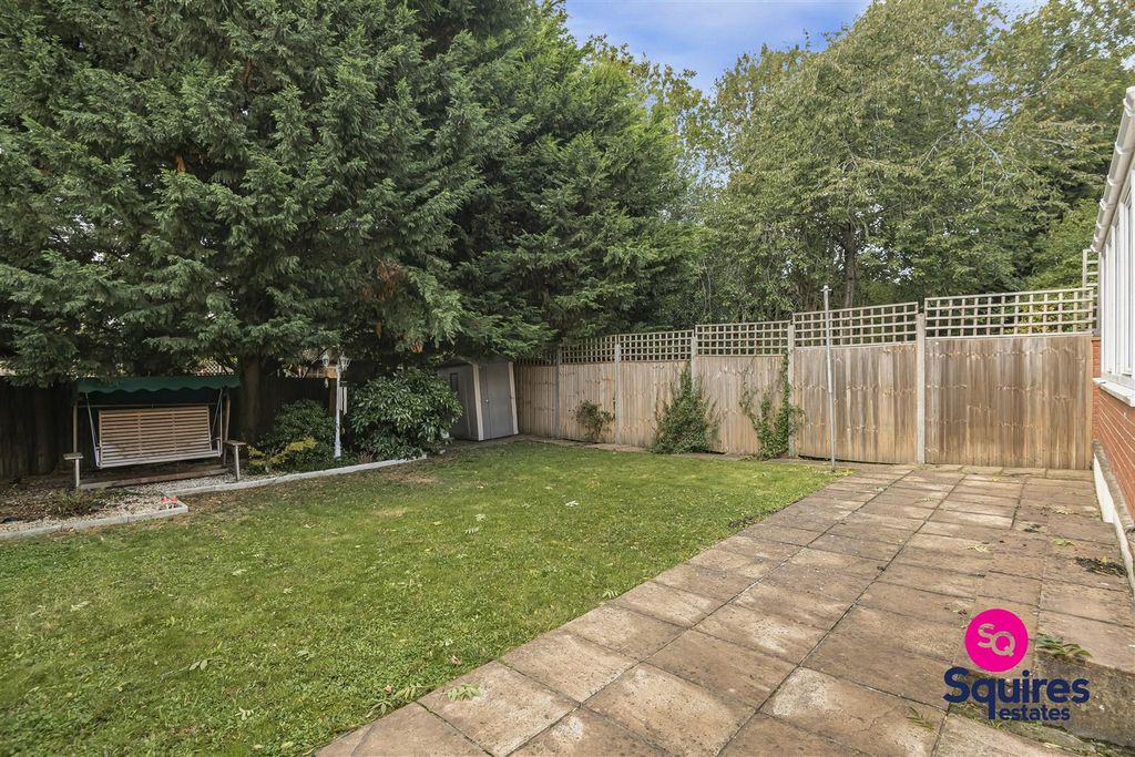Property photo 3 of 24