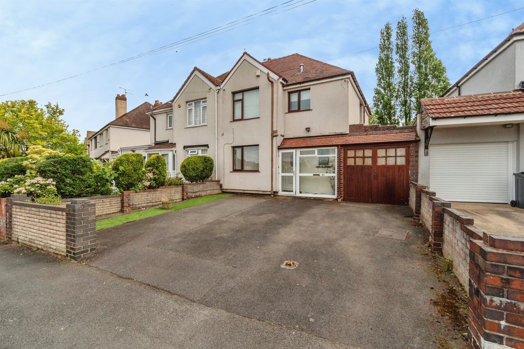 Property photo 1 of 15
