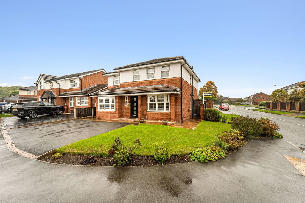 Property photo 1 of 65