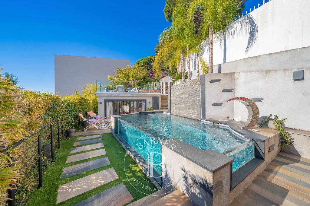 Property photo 3 of 21