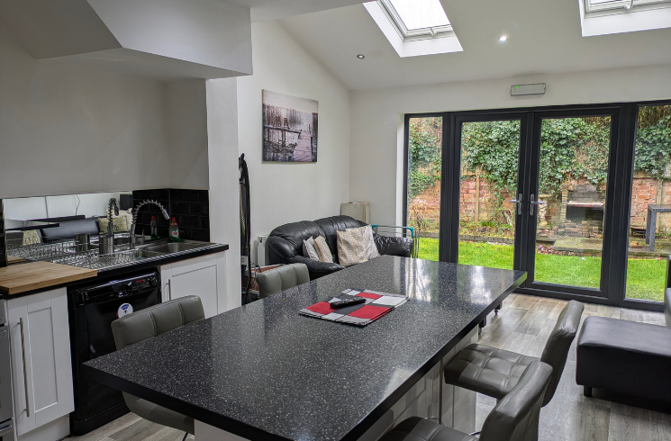 Property photo 3 of 10