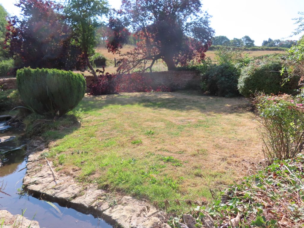 Property photo 3 of 47