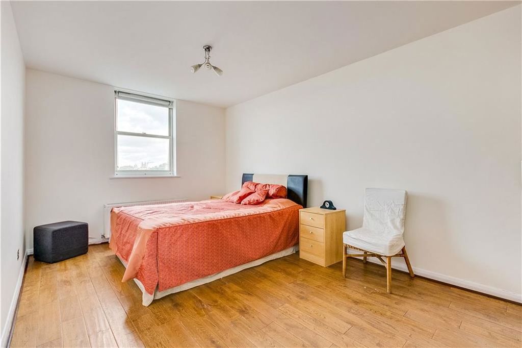 Property photo 3 of 6