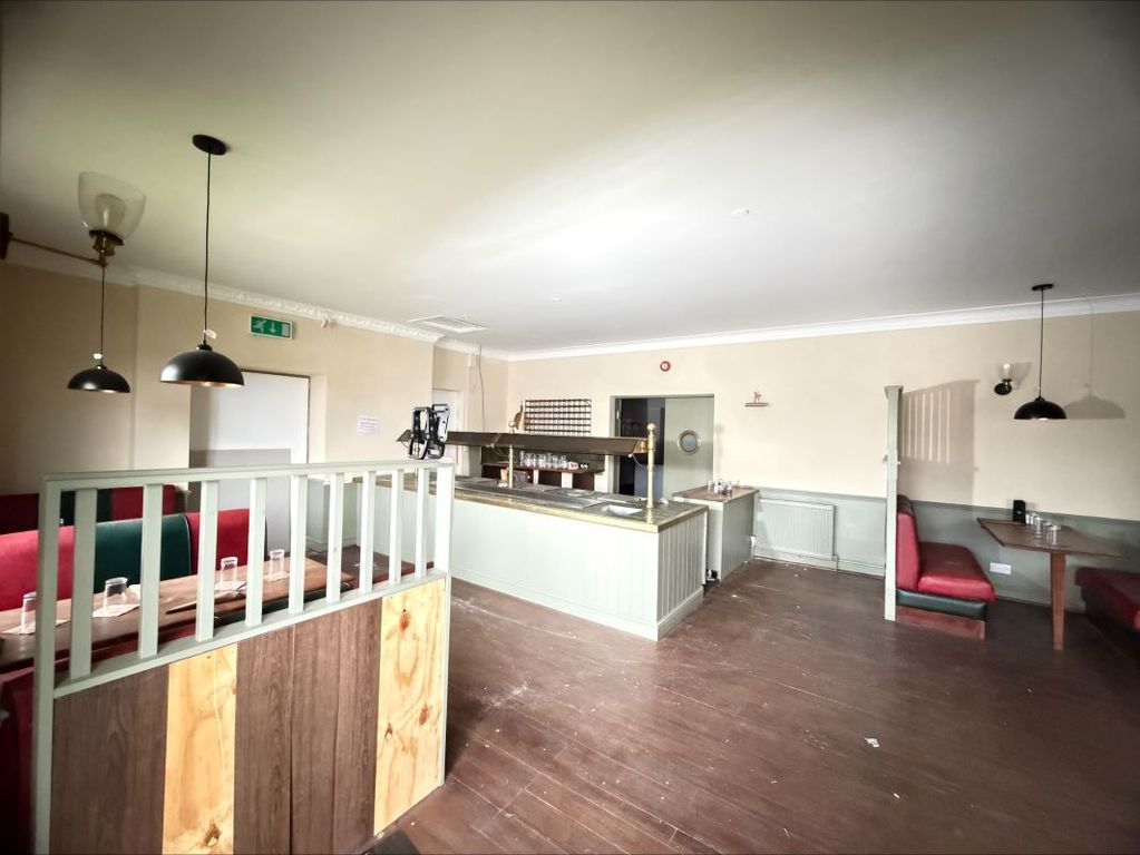 Property photo 3 of 9