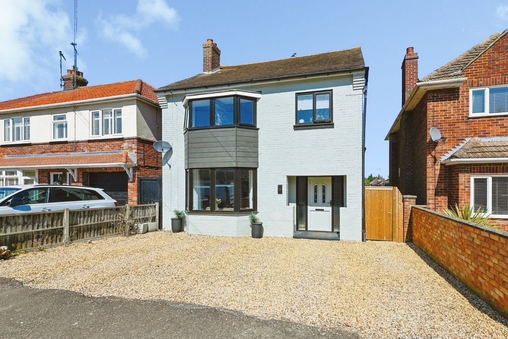 Property photo 1 of 21