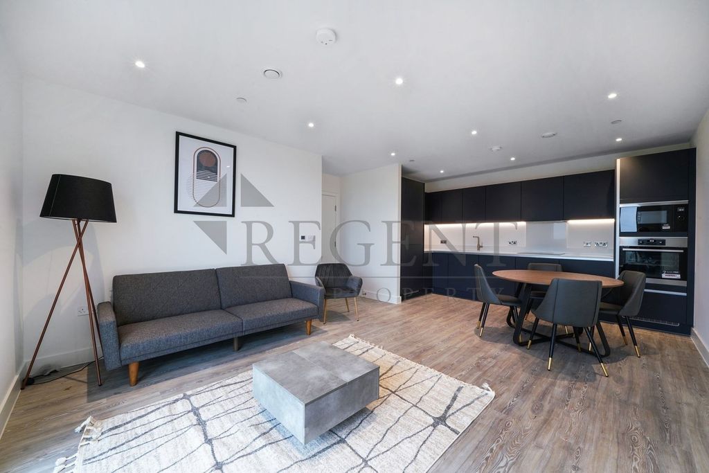 Property photo 1 of 14 Open Plan