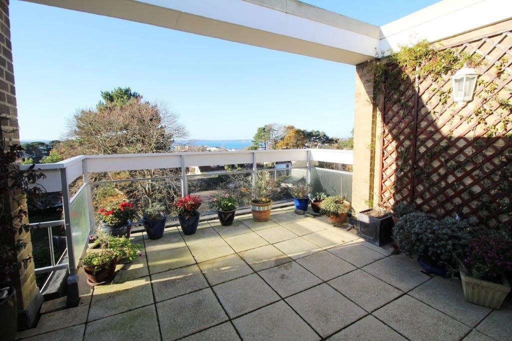 Property photo 3 of 15 Balcony