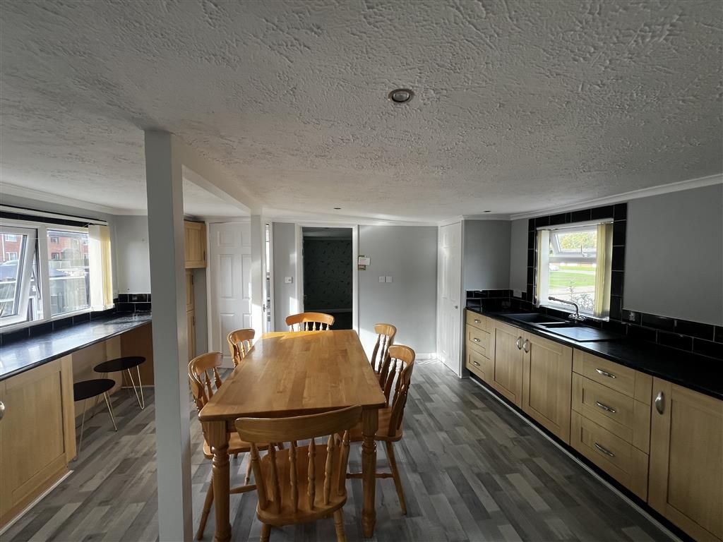 Property photo 3 of 15 Bedroom 1