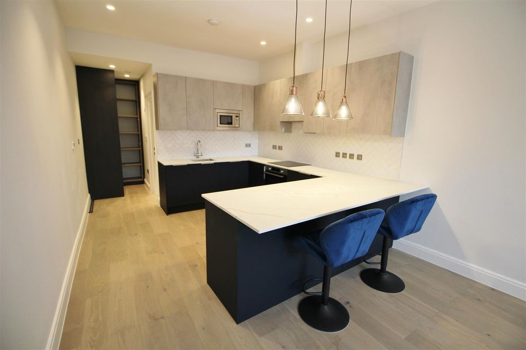 Property photo 2 of 12 Img_4472.Jpg