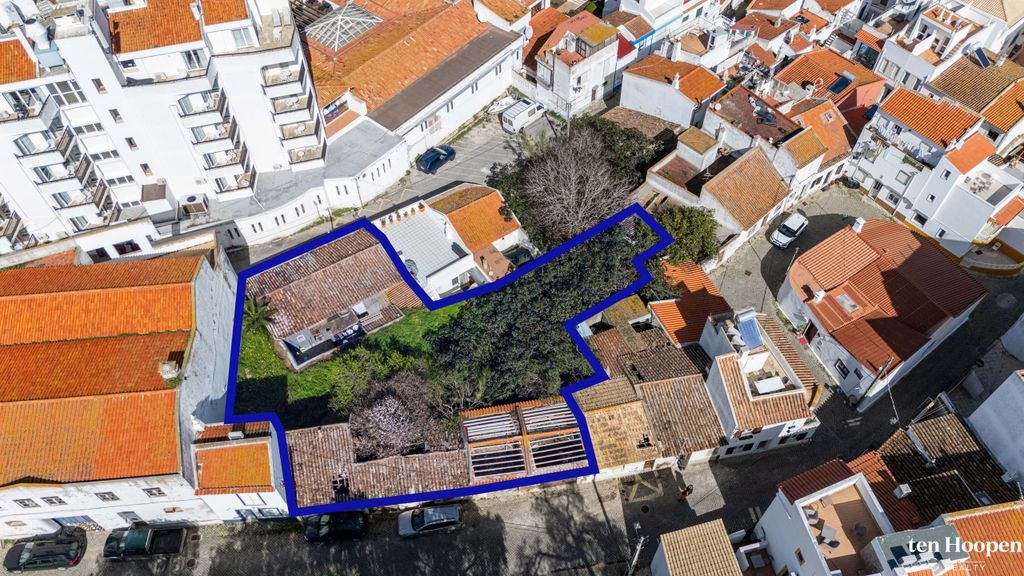 Property photo 2 of 22