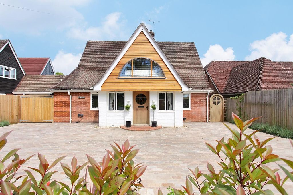 Property photo 1 of 31 External Front