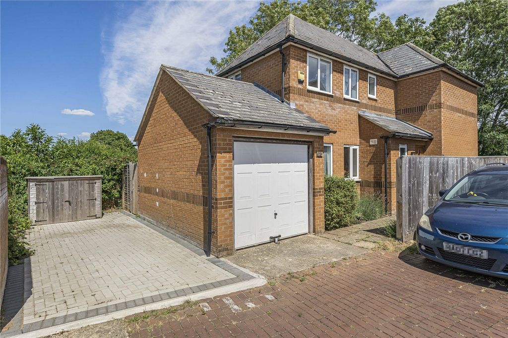 Property photo 1 of 19 Picture No. 25
