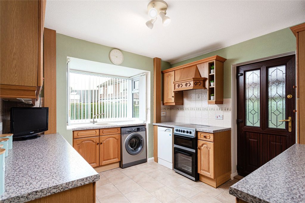 Property photo 3 of 14 Photo