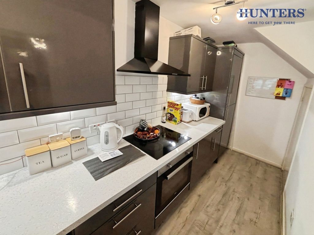 Property photo 3 of 11 Pbox-Img.Jpg