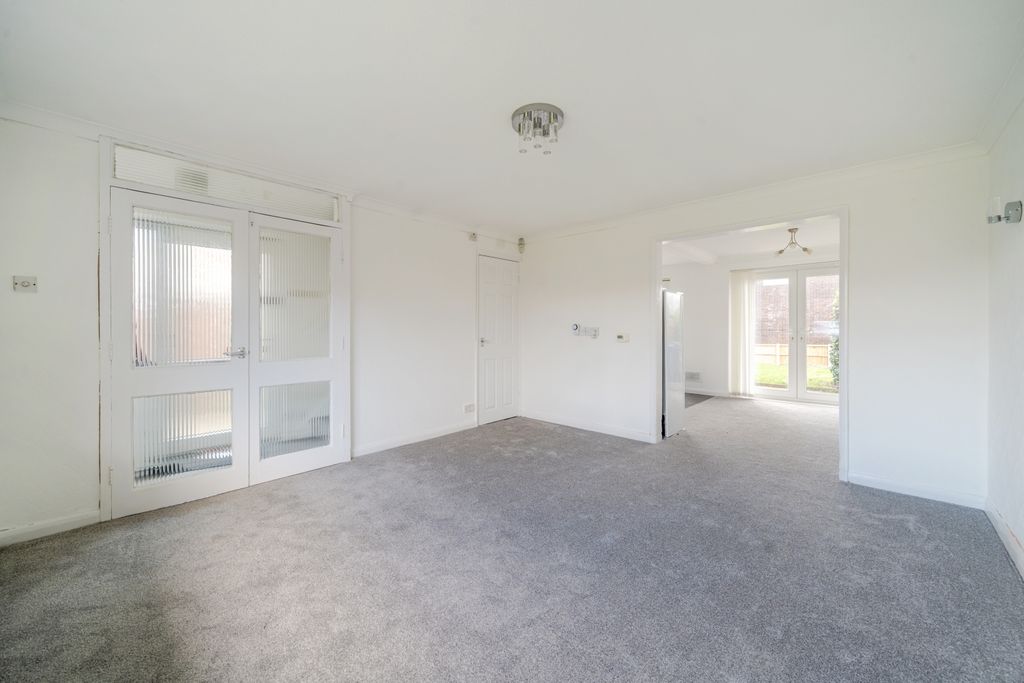 Property photo 3 of 15 1252940 (2)